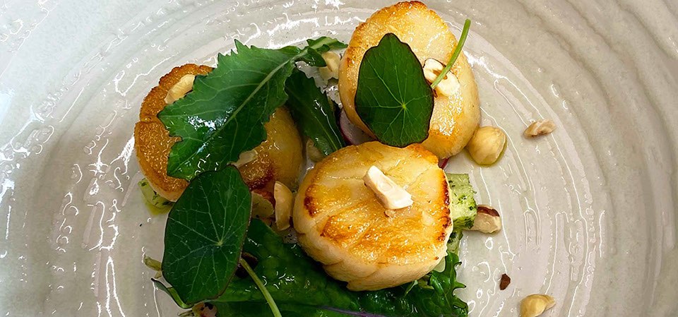 Taransay House contains a modern spacious restaurant offering great Scottish food and drink including seafood