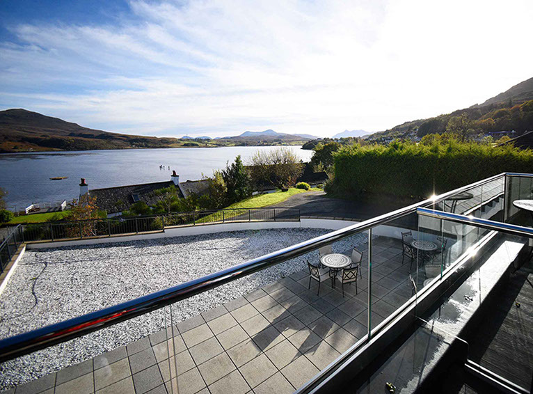 Room 4 At Taransay House Contains A Super King Size Double Bed With Sea ...