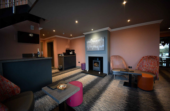 Enjoy complimentary coffee and sweets in the Taransay House Luxury Bed and Breakfast Accommodation in Portree foyer