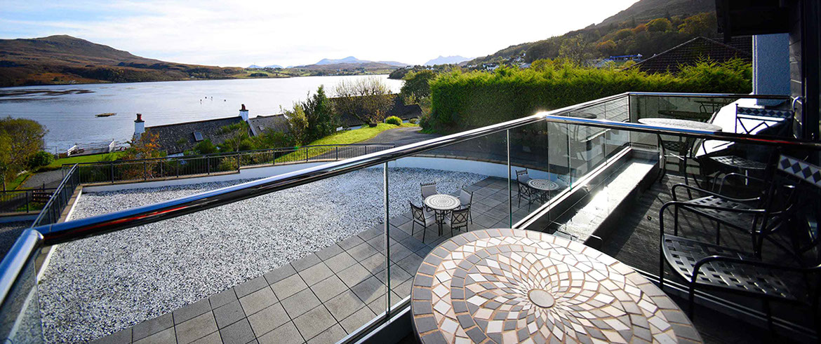 Enjoy stunning sea views at Taransay House Luxury Bed and Breakfast in Portree
