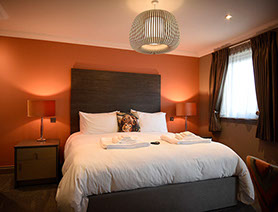 Taransay House Luxury Bed and Breakfast Accommodation in Portree contains comforable Super King Size Double Beds