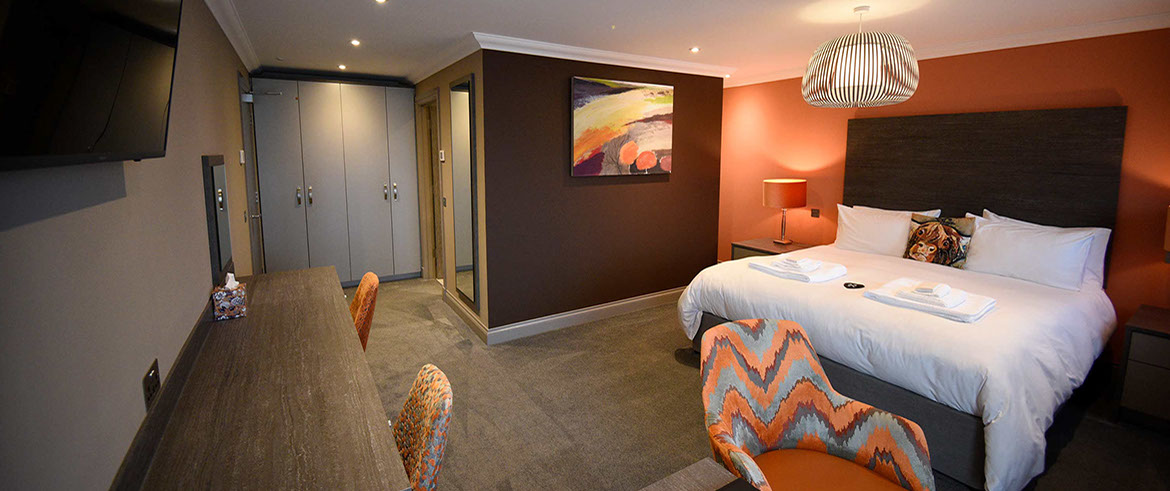 Our Luxury Guest House in Portree offers Super King Size En Suite Double Bedrooms with WIFI internet access