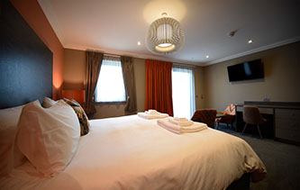 Taransay House luxury guest house accommodation rooms contain widescreen TVs with WIFI internet