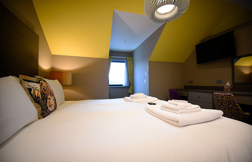 Enjoy luxury facilities at Taransay House Bed and Breakfast Accommodation in Portree with Sea Views